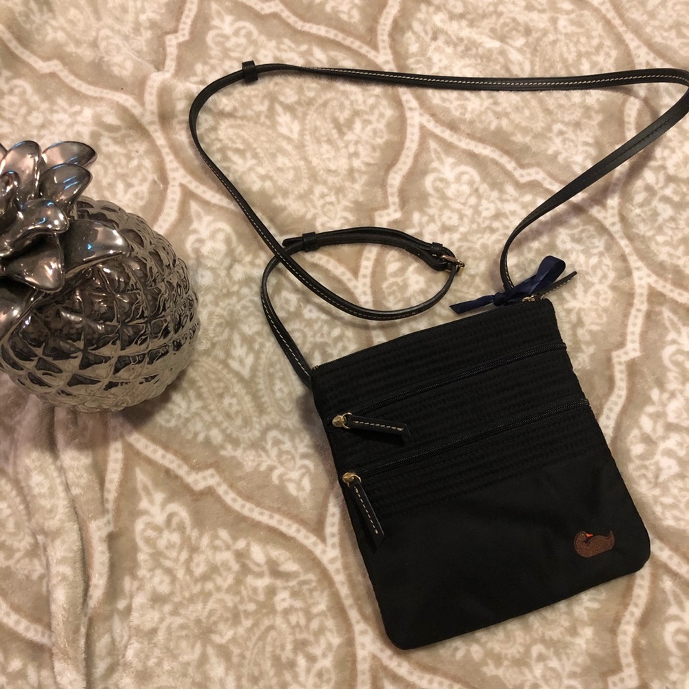 🖤Dooney and Bourke🖤 NWOT Crossbody Bag